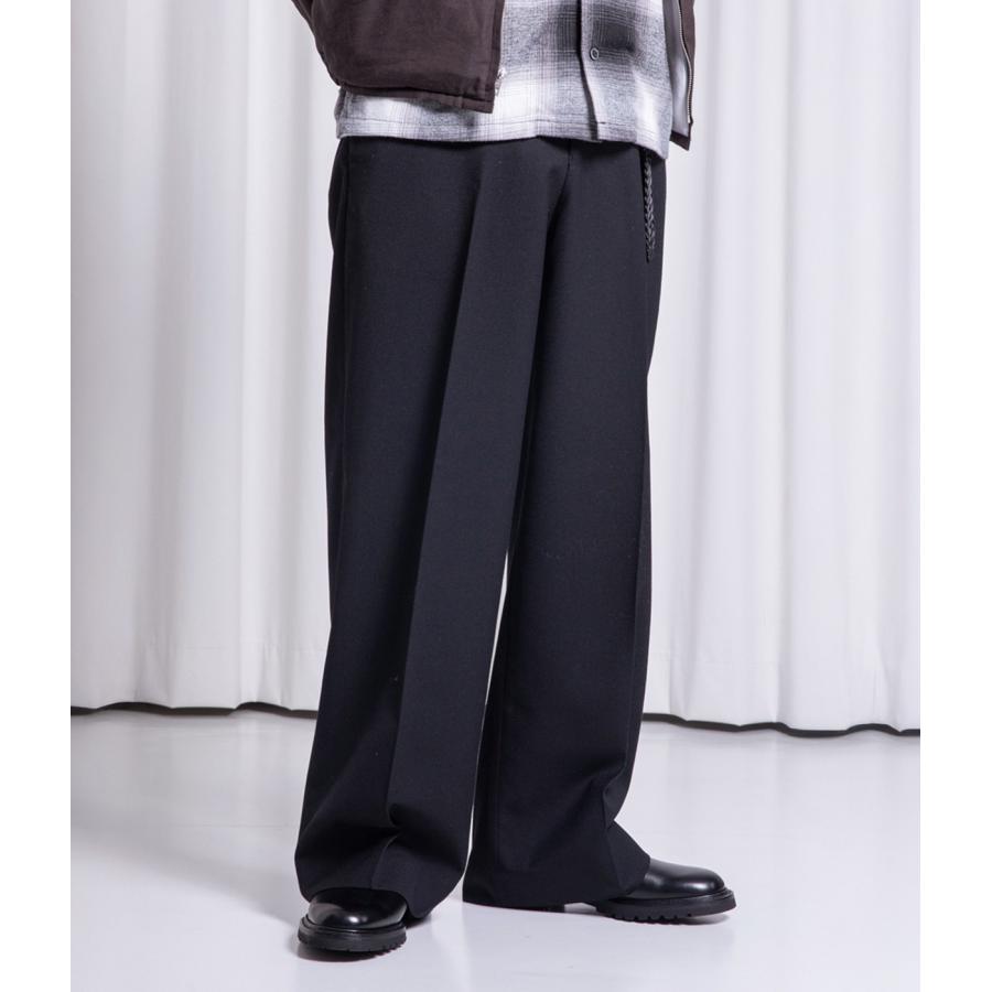 markaware（マーカウェア） ： FLAT FRONT WIDE TROUSERS ORGANIC WOOL
