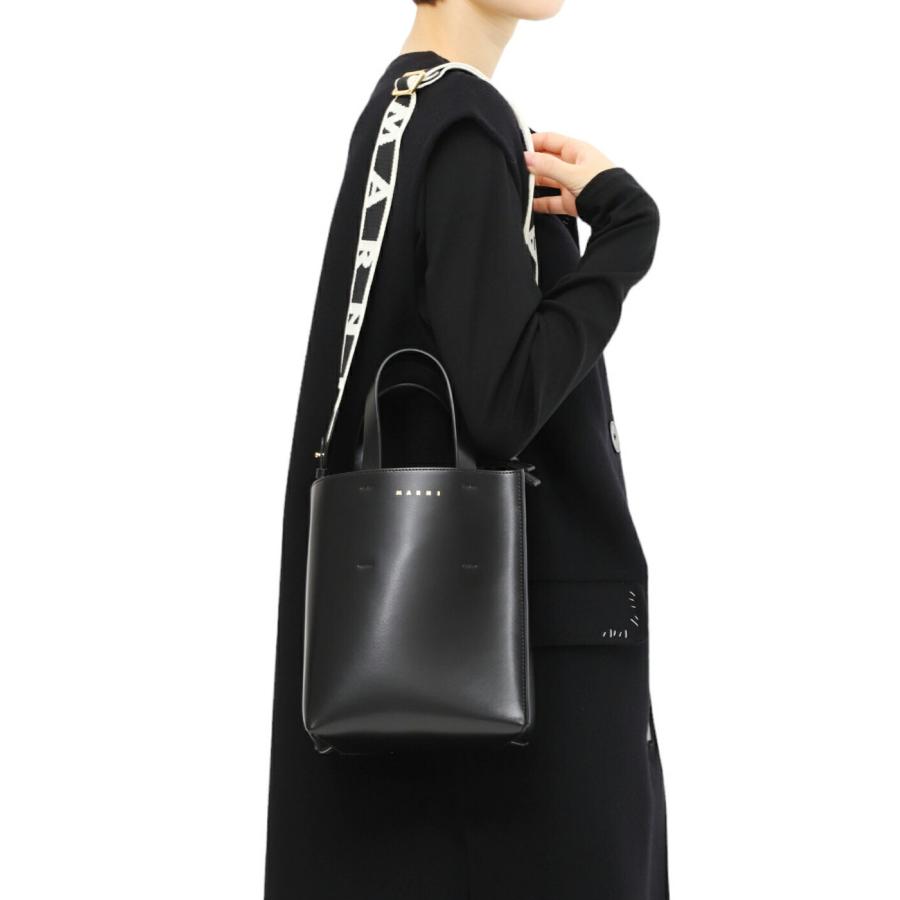 超美品 MARNI マルニ ロゴ レザー MUSEO 2WAY ミニ ハンド ショルダー バッグ ブラック レディース ブランド 鞄 カバン m14789 MARNI - 超美品 MARNI マルニ ロゴ レザー MUSEO 2WAY ミニ ハンド