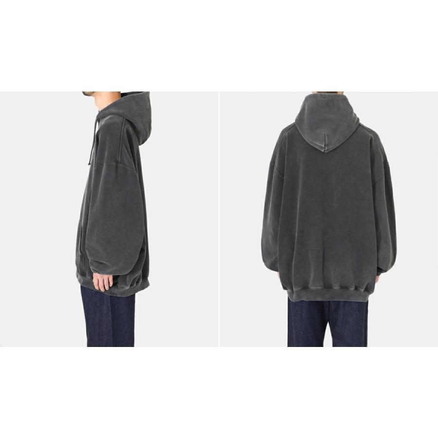 VETEMENTS（ヴェトモン） ： LOGO OUTLINE HOODIE ： UE63HD445B