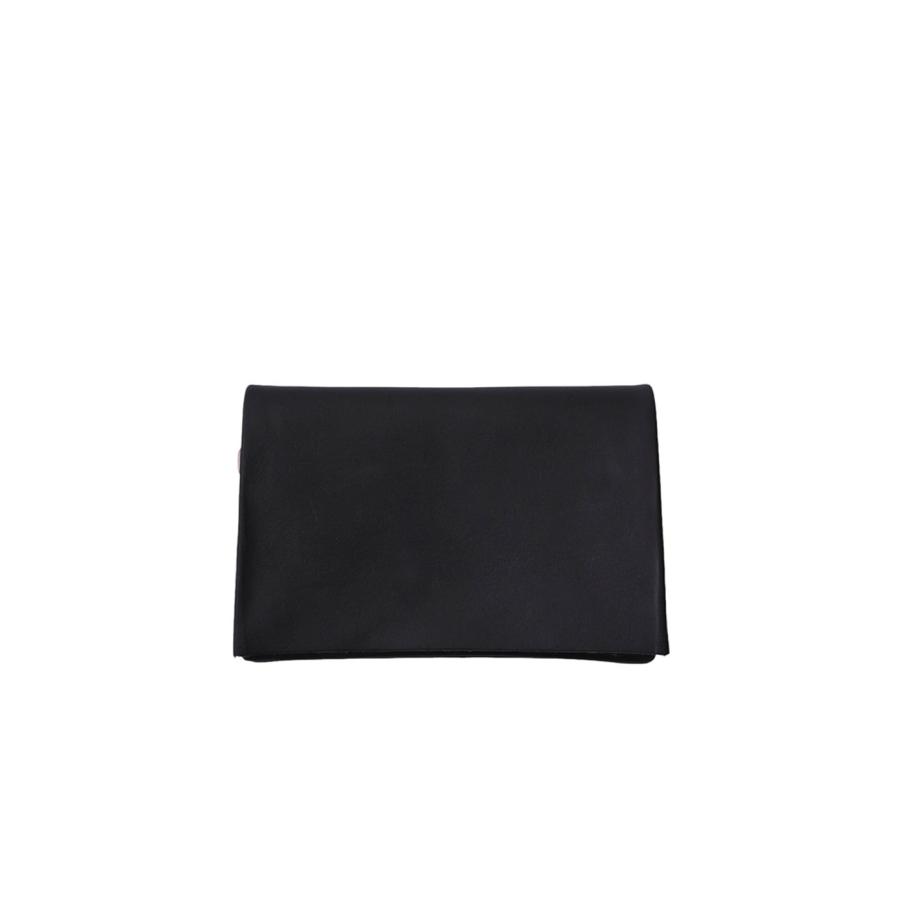 m.a+（エムエークロス） ： small wallet -chain model- ： W7C-VA10