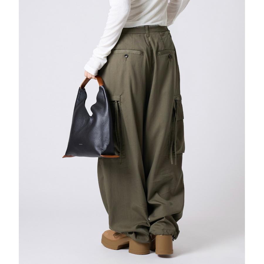 Hender Scheme（エンダースキーマ） ： triangle bag ： 全2色 wt-rb