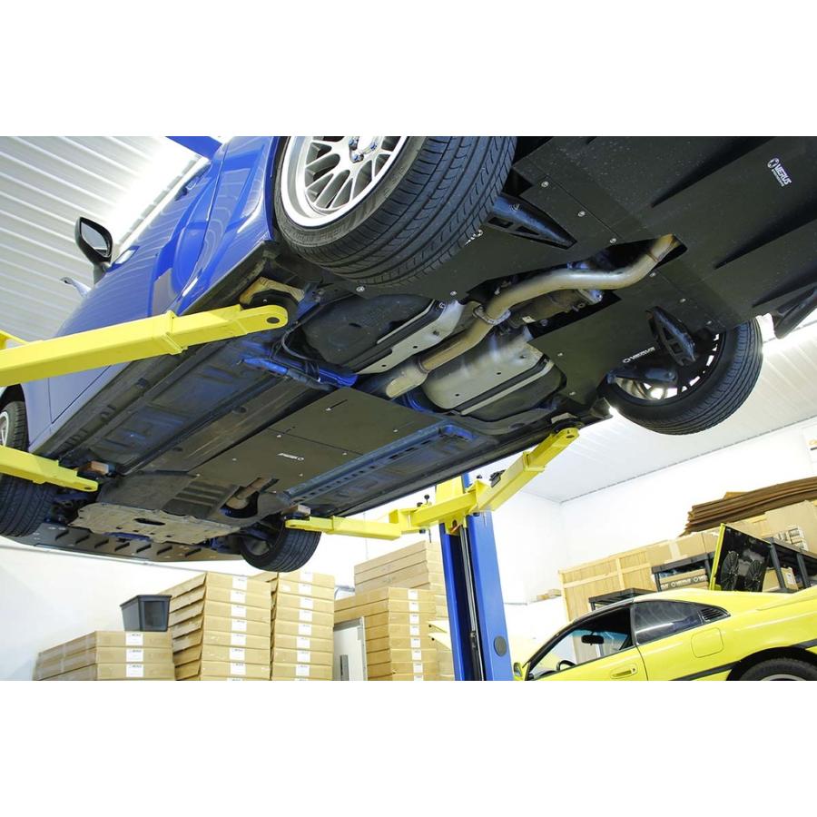 VERUS ENGINEERING(ヴェルスエンジニアリング)：A0044A：TOYOTA GR86(ZN8)86(ZN6) / SUBARU BRZ(ZC6/ZD8)：ミッショントンネルカバーの画像
