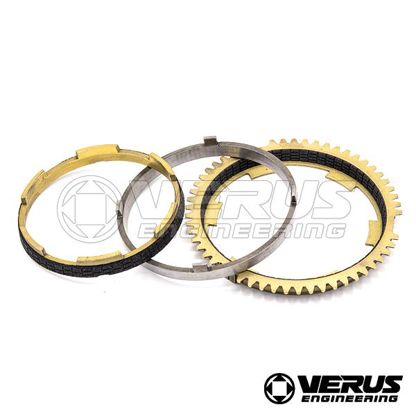 VERUS ENGINEERING(ヴェルスエンジニアリング)：A0121A：TOYOTA 86/SUBARU BRZ対応 シンクロテック 1-6速 カーボンシンクロセットの画像