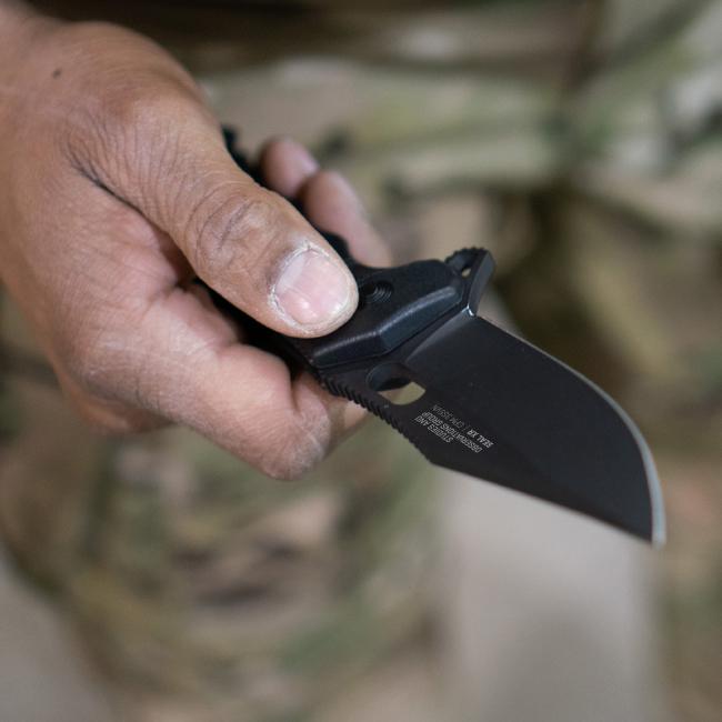 ソグ SOG シール SEAL XR (12-21-02-57) S35VN鋼 ガラス繊維強化