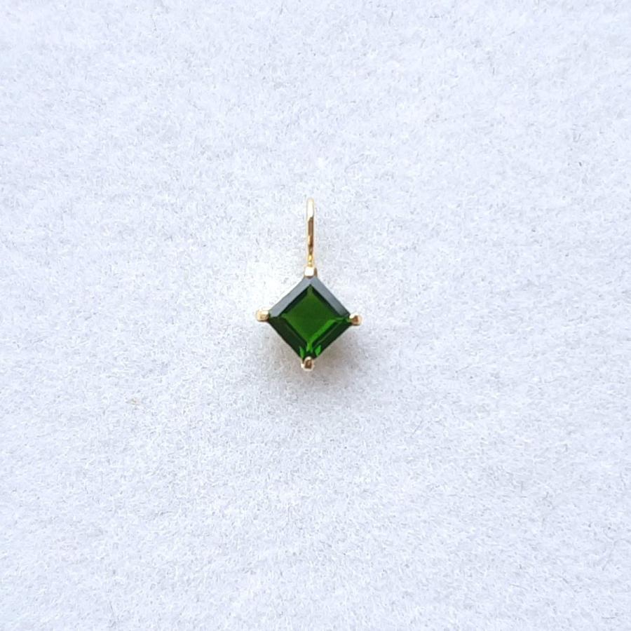 PT900 クロムダイオプサイド チャーム 商品詳細 ｜ JEWELRY SQUARE