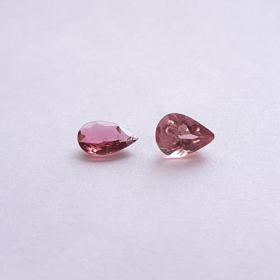 天然石ルース（裸石）・トルマリン / ペアシェイプ【約8ｘ5mm】ファセットカット（1粒）｜arnavgems