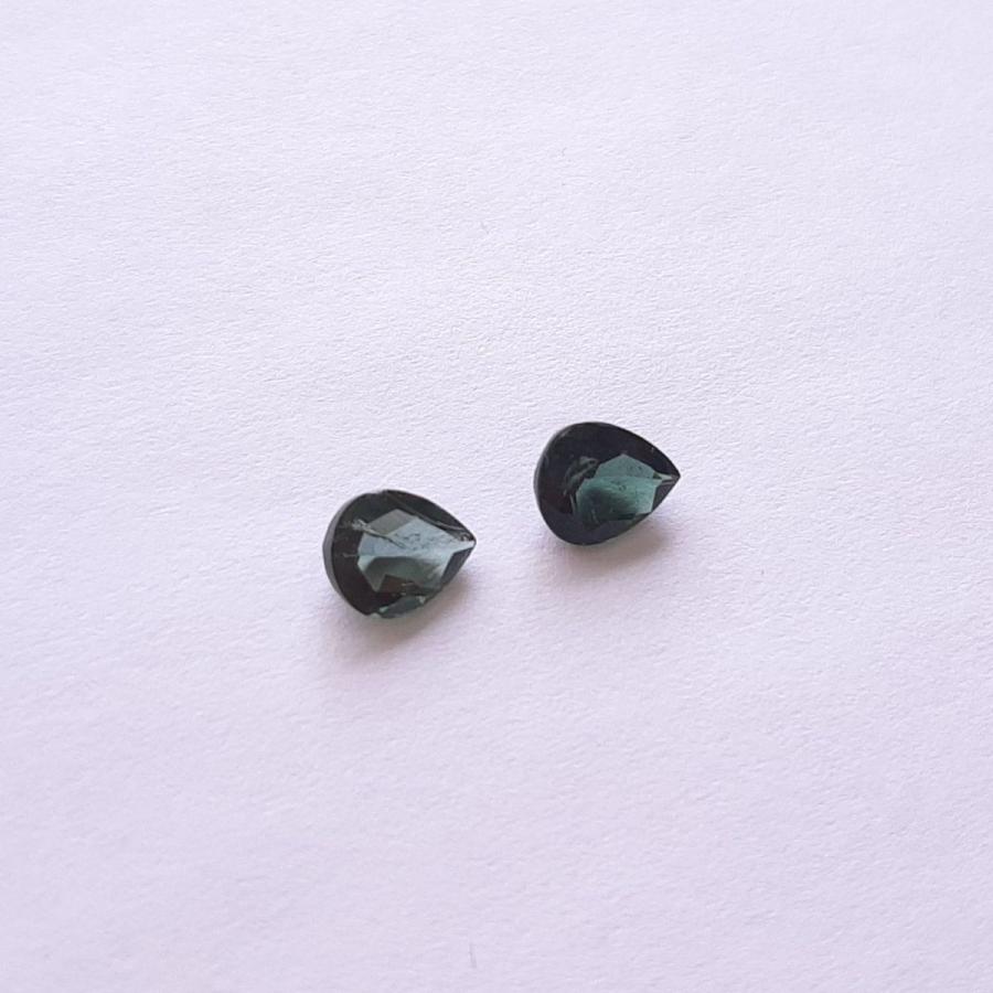 天然石ルース（裸石）・ミックストルマリン　グリーン / オーバルカット【約6x4mm】ファセットカット（1粒）｜arnavgems｜02