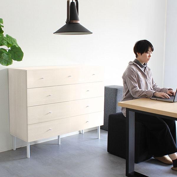 セール30 Off ワイドチェスト チェスト タンス 白 可愛い 大容量 洋服タンス 完成品 ホワイト ワイド 4段 大きい 鏡面仕上げ 脚付き リビングボード 4段チェスト 鏡面 箪笥 リビングチェスト リビング収納 おしゃれ リビング 収納 サイドボード 衣類収納 幅1 日本