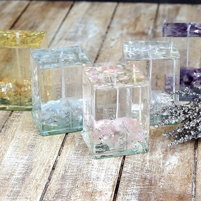 LUCAS ルカス ホワイトセージと天然石の入ったグミキャンドル 155g