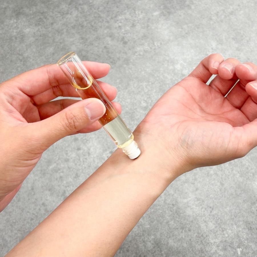ASH AROMA ロールオンボトル 8ml シルバーキャップ【ロールオン/ガラス