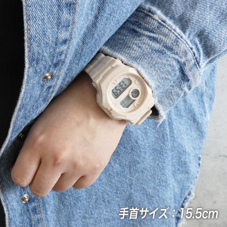 男らしいビッグフェイス‼️人気のCASIOの腕時計‼️ ビッグフェイス スポーツウォッチ デジタル ホワイト ベージュ カーキ