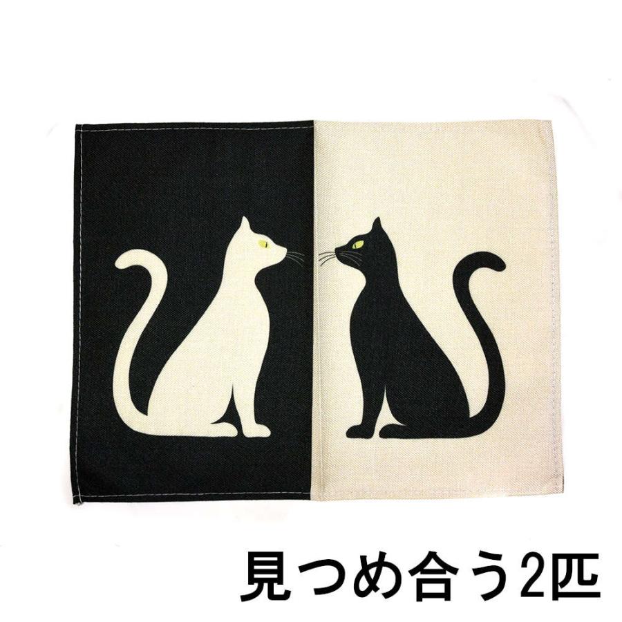 猫イラストがスタイリッシュなランチョンマット。モノクロでシックな