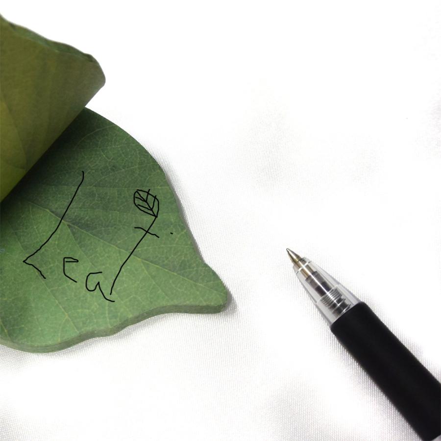 【2冊セット】本物そっくりの葉っぱ型付箋紙。鮮やかなグリーンが目をひく。 付箋 葉っぱ 粘着 リーフ 植物 本物 そっくり おしゃれ｜arpacker｜02