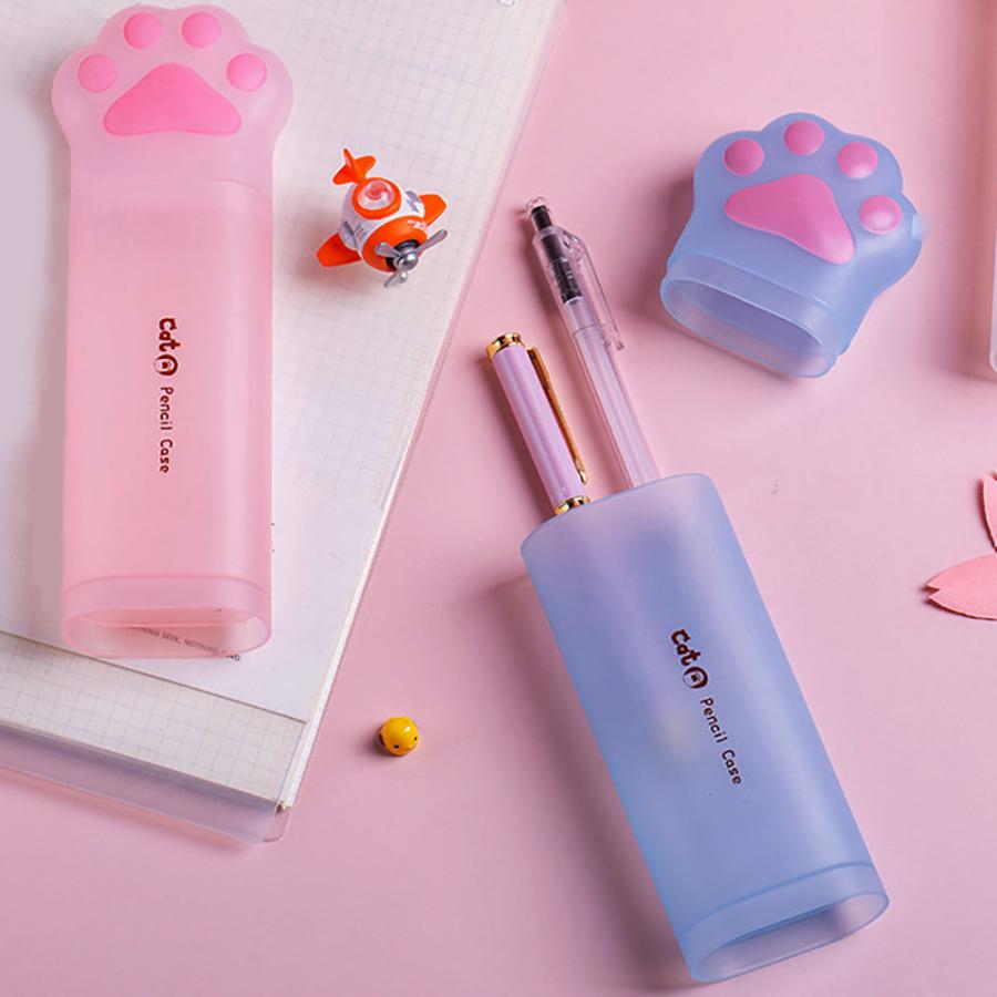 ニャンとも可愛いプラスチック製ペンケース。 高校生 ネコ ねこ 筆箱