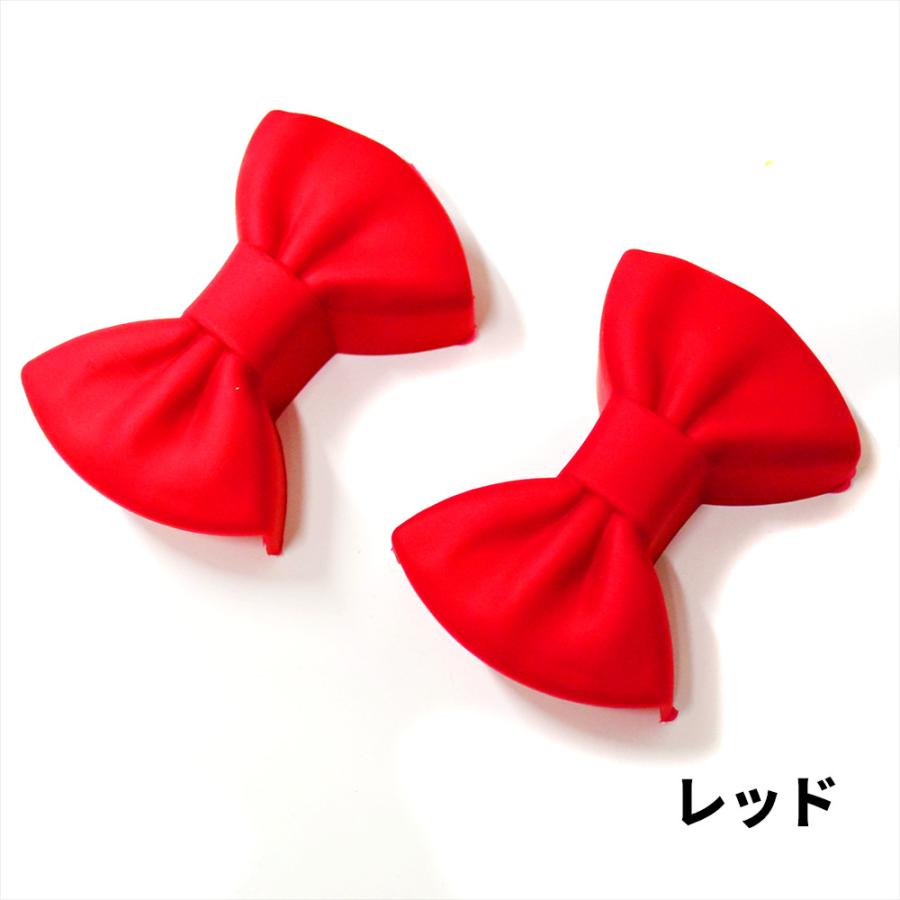 2個セット 取っ手がリボンに見えるシリコン鍋つかみ。壁掛けできる穴  