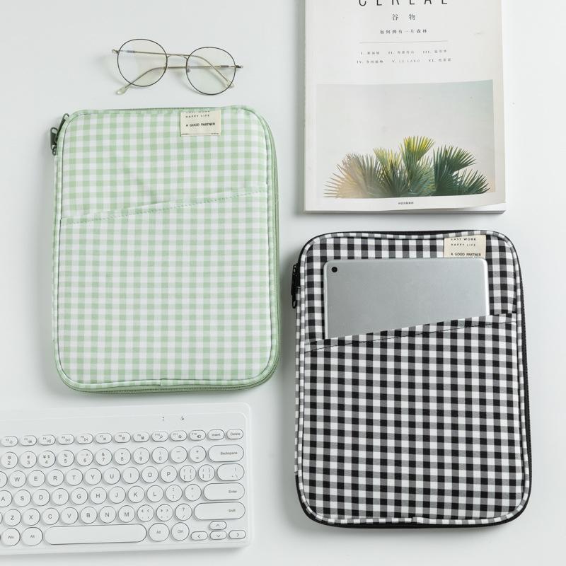 おしゃれギンガムチェックPCケース クッション入り 軽量防水 11/13