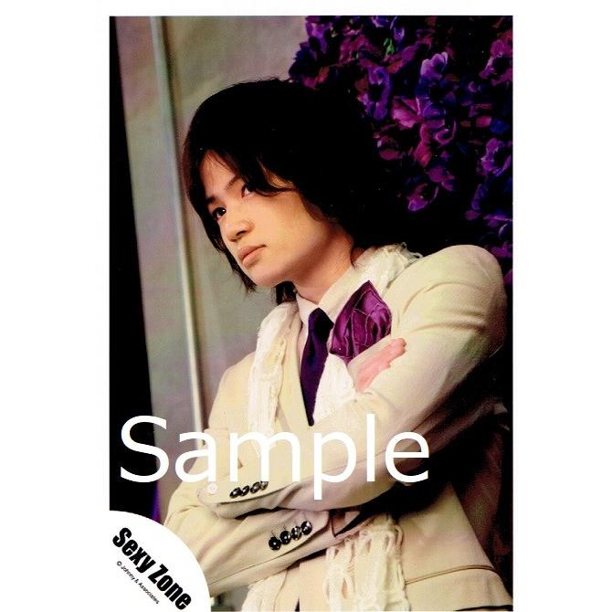 菊池風磨 Sexy Zone 公式生写真 衣装ベージュ 紫 白 腕組み Y 100 アレイズブック ヤフーshop 通販 Yahoo ショッピング