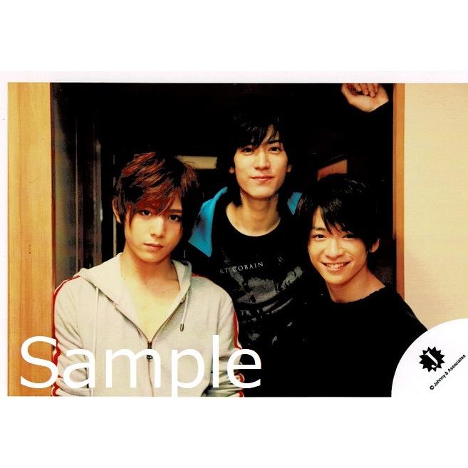 山田涼介＆知念侑李＆中島裕翔(Hey!Say!JUMP) 公式生写真 Jロゴ