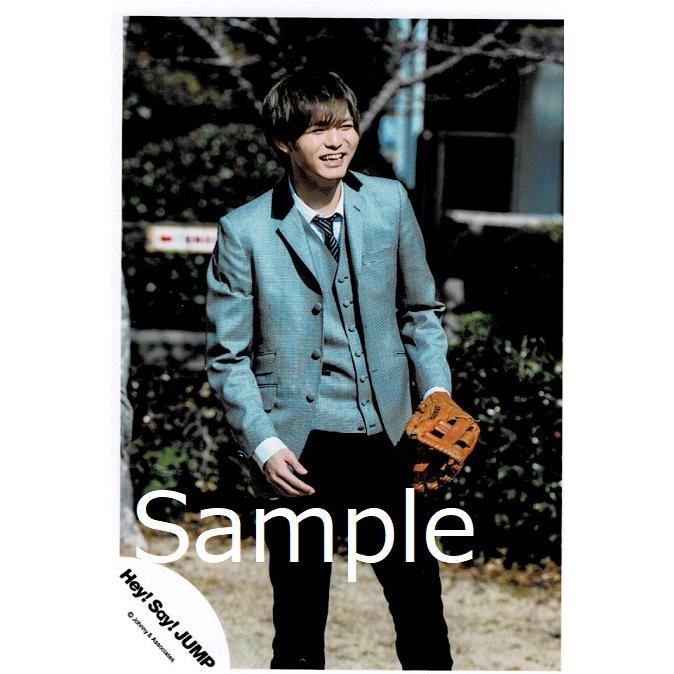 薮宏太 Hey Say Jump 公式生写真 Funky Time 衣装グレー 黒 白 グローブ Y 1258 アレイズブック ヤフーshop 通販 Yahoo ショッピング