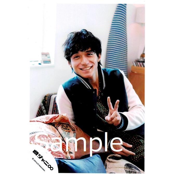 錦戸亮 関ジャニ 公式生写真 Juke Box 衣装緑 白 カメラ目線 ピース Y 1757 アレイズブック ヤフーshop 通販 Yahoo ショッピング