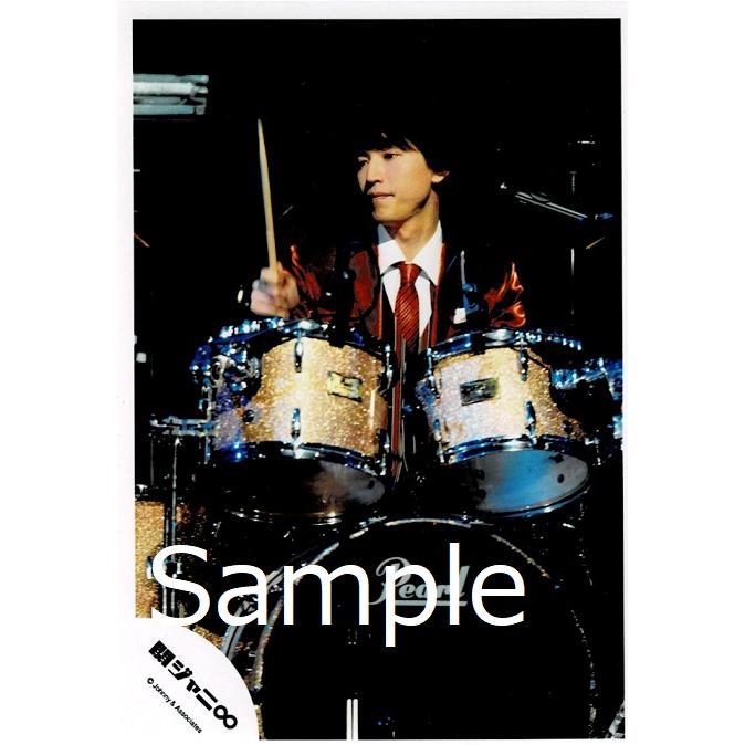 大倉忠義(関ジャニ∞) 公式生写真 ここにしかない景色・衣装赤×白×黒・ドラム｜arraysbook