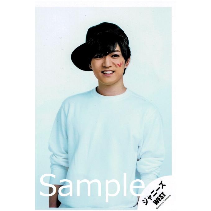 神山智洋 ジャニーズwest 公式生写真 Westv 期間限定の激安セール 歯見せ 帽子緑 衣装白