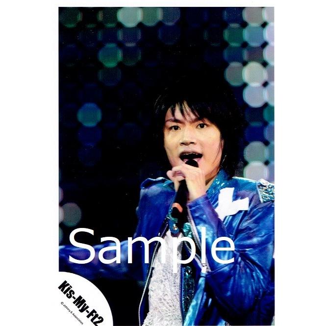 横尾渉 Kis My Ft2 キスマイ 公式生写真 衣装青 白 マイク持ち 口開け Y 243 アレイズブック ヤフーshop 通販 Yahoo ショッピング