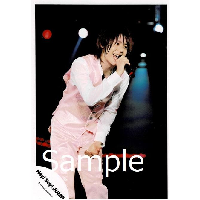 有岡大貴 Hey Say Jump 公式生写真 ライブ 衣装白 ピンク マイク持ち Y 3299 アレイズブック ヤフーshop 通販 Yahoo ショッピング