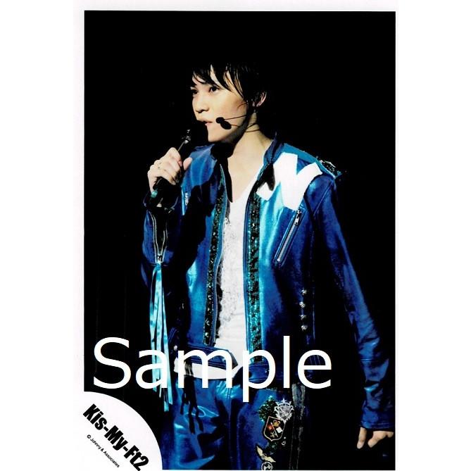 二階堂高嗣 Kis My Ft2 キスマイ 公式生写真 衣装青 白 マイク持ち 背景黒 Y 9 アレイズブック ヤフーshop 通販 Yahoo ショッピング