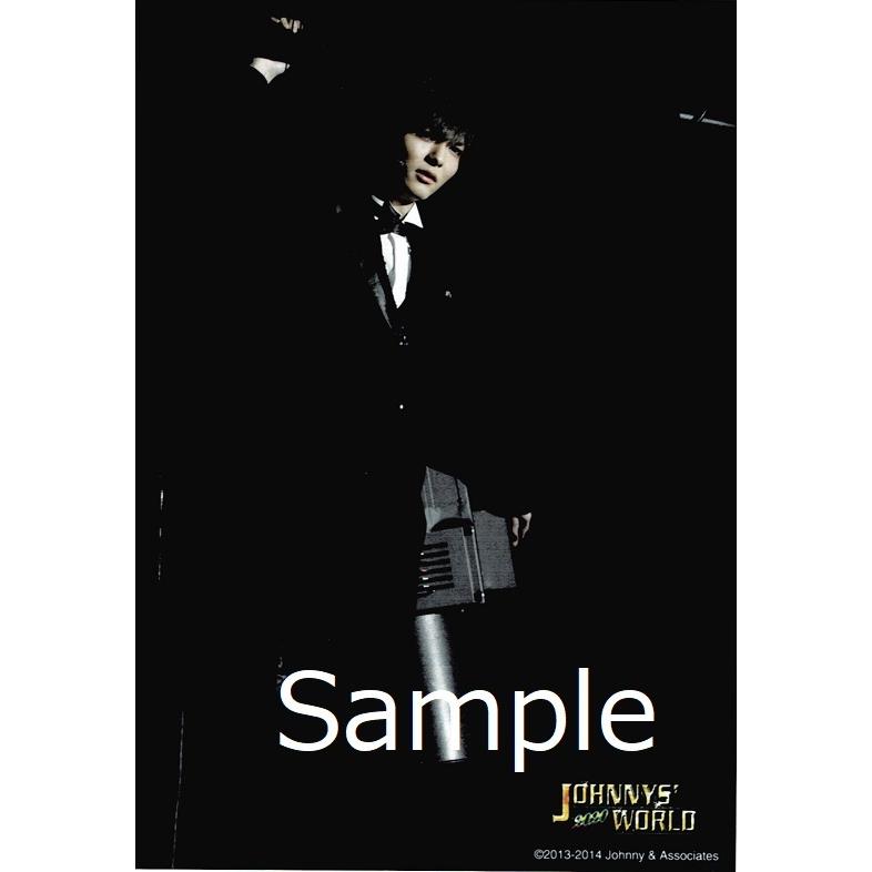薮宏太 Hey Say Jump 公式生写真 ジャニーズトニトニワールド 13 14 衣装黒 白 目線右 背景黒 Z アレイズブック ヤフーshop 通販 Yahoo ショッピング