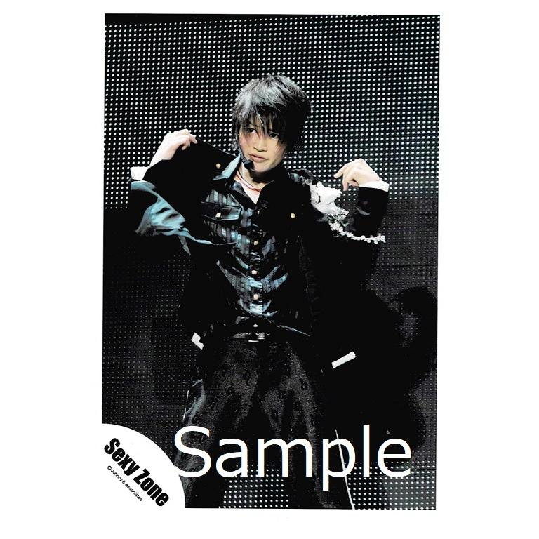 菊池風磨 Sexy Zone 公式生写真 ライブ 衣装黒 口閉じ 目線左方向 背景黒 白 Z アレイズブック ヤフーshop 通販 Yahoo ショッピング