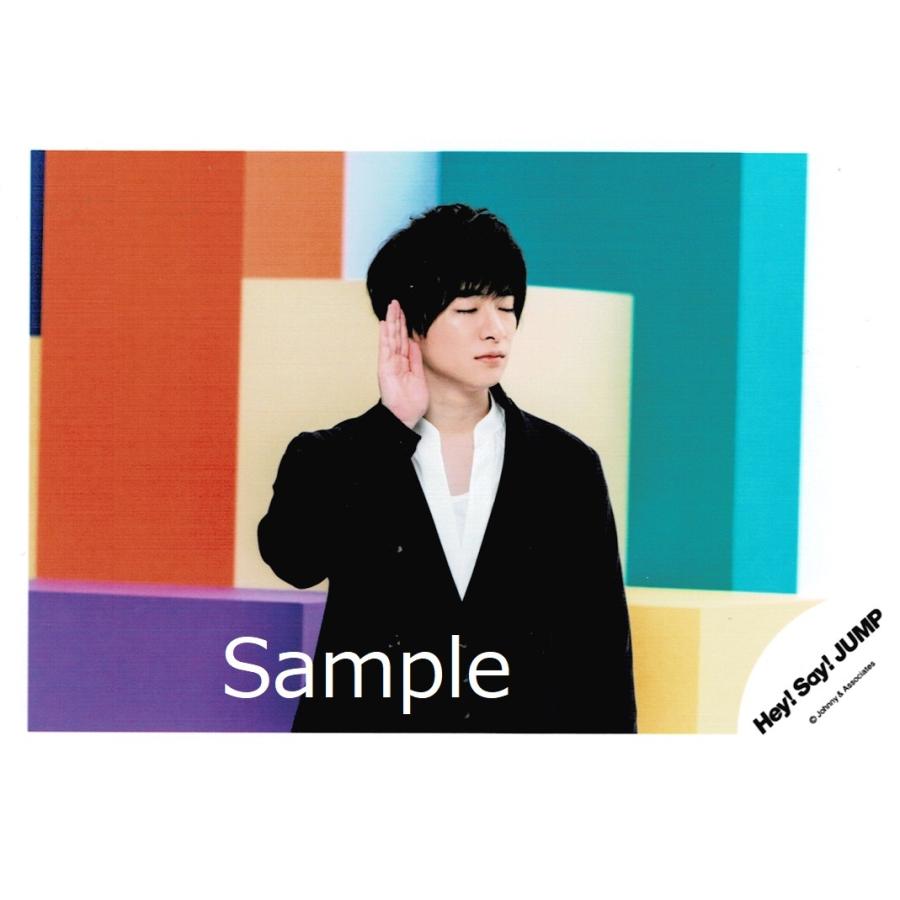 知念侑李 Hey Say Jump 公式生写真 Sense Or Love Mv ジャケ写撮影オフショット 衣装黒 白 目閉じ 右手耳の位置 Z アレイズブック ヤフーshop 通販 Yahoo ショッピング