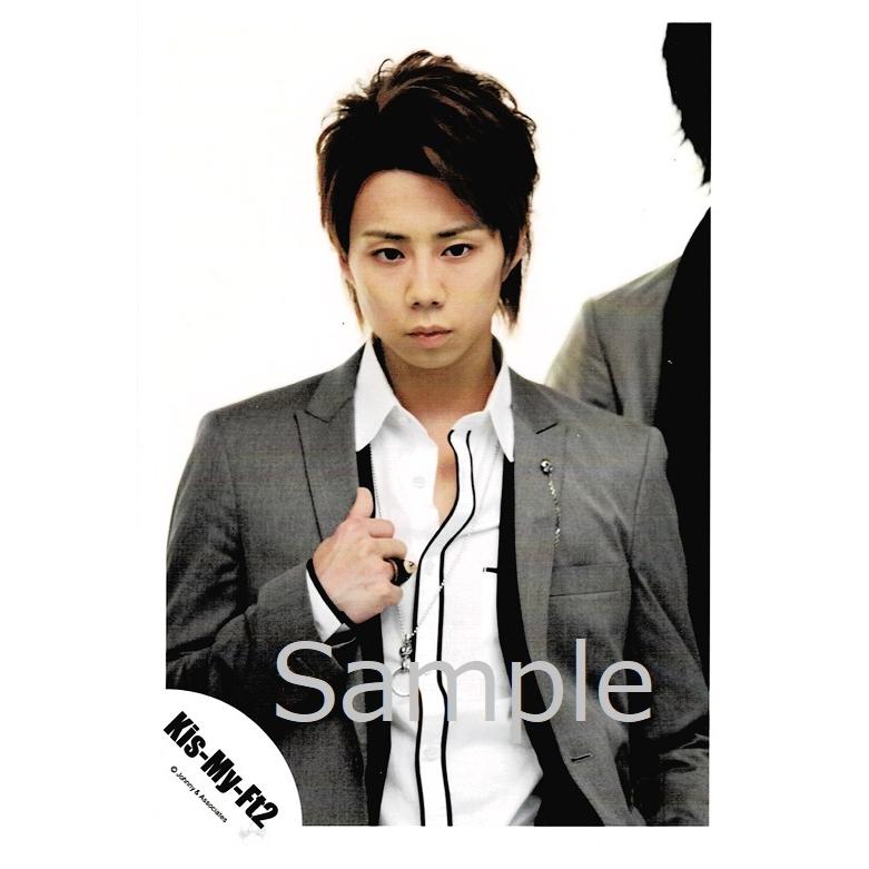 北山宏光 Kis My Ft2 キスマイ 公式生写真 衣装グレー 白 黒 口閉じ 右手服持ち Z アレイズブック ヤフーshop 通販 Yahoo ショッピング