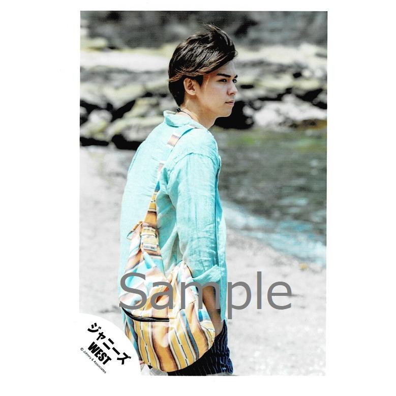 小瀧望 ジャニーズwest 公式生写真 人生は素晴らしい 衣装水色 黄色 青 目線右方向 口閉じ Outlet Sale