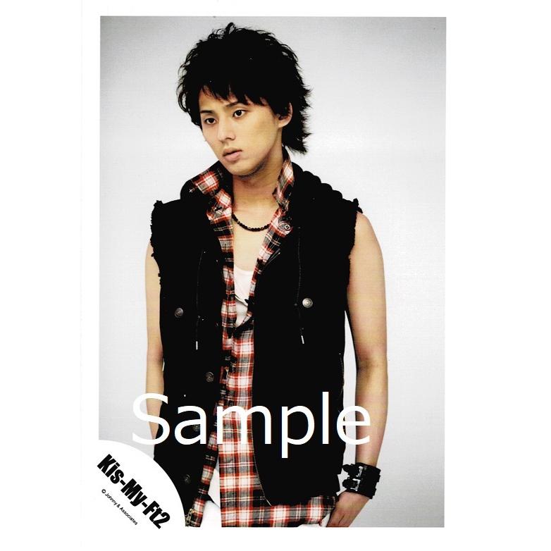 藤ヶ谷太輔 Kis My Ft2 キスマイ 公式生写真 11 衣装黒 赤 茶色 白 目線左方向 背景グレー Z アレイズブック ヤフーshop 通販 Yahoo ショッピング