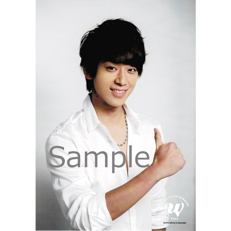 小山慶一郎 News 公式生写真 White 15 衣装白 ネックレス 歯見せ 親指立て Z アレイズブック ヤフーshop 通販 Yahoo ショッピング