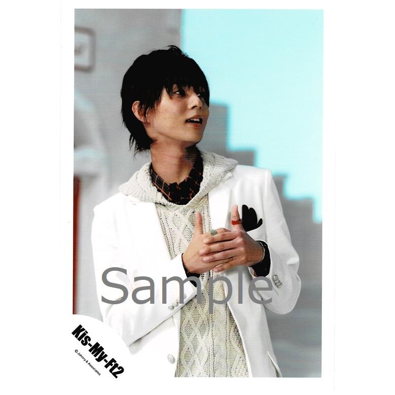 藤ヶ谷太輔 Kis My Ft2 キスマイ 公式生写真 Snow Domeの約束 衣装白 ベージュ 赤 黒 目線右方向 若干口開け Z 138 アレイズブック ヤフーshop 通販 Yahoo ショッピング