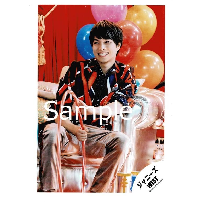 重岡大毅 ジャニーズwest 公式生写真 Westival 衣装赤 紺 茶色 座り 歯見せ 目線左 Z アレイズブック ヤフーshop 通販 Yahoo ショッピング