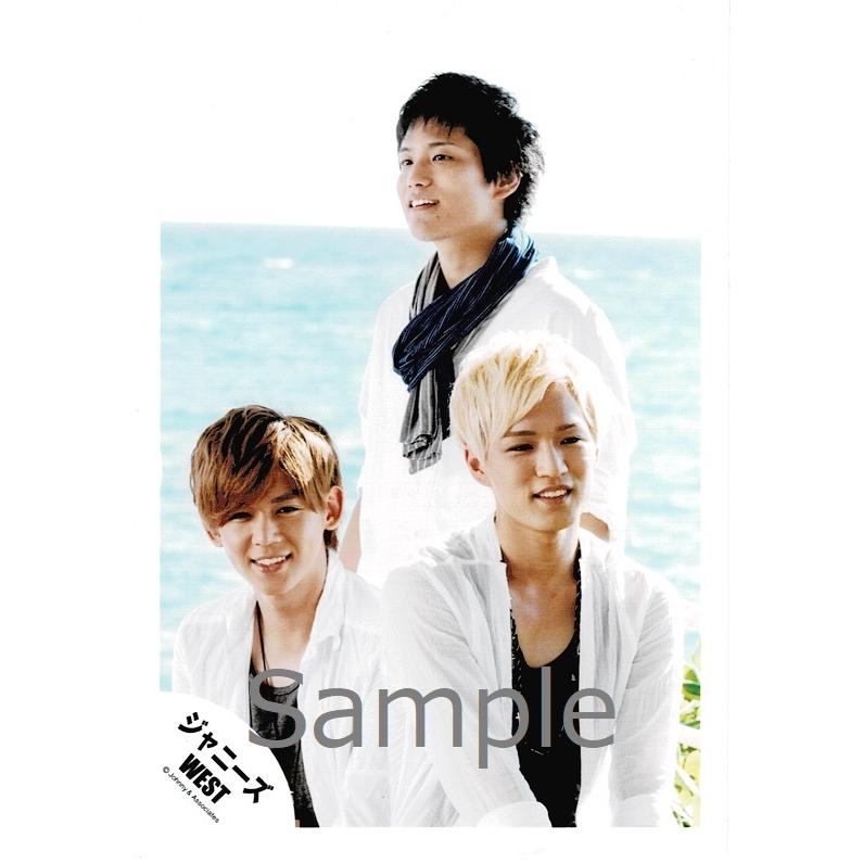 小瀧望 神山智洋 桐山照史 ジャニーズwest 公式生写真 バリハピ 歯見せ 背景白 水色 神山目線若干右 Z アレイズブック ヤフーshop 通販 Yahoo ショッピング