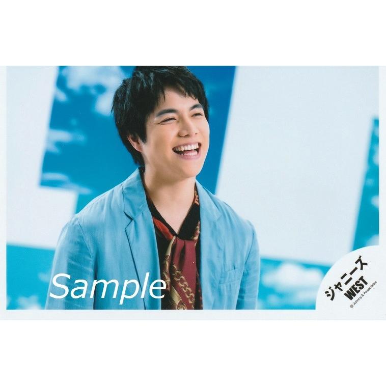 重岡大毅 ジャニーズwest 公式生写真 アメノチハレ 衣装水色 黒 赤 笑顔 口開け Z 1491 アレイズブック ヤフーshop 通販 Yahoo ショッピング