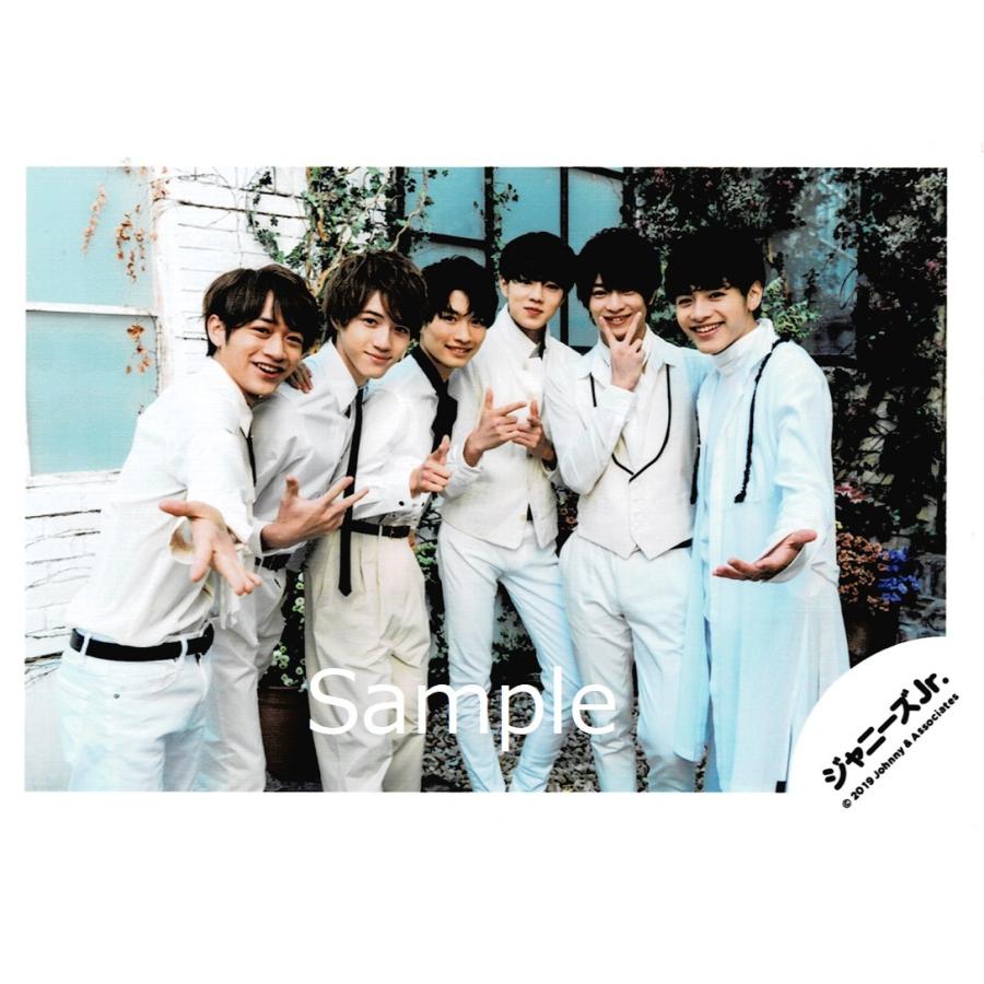 美 少年 集合 公式生写真 ジャニーズjr ロゴ Johnnys Island Store オフショット 衣装白 カメラ目線 2人前に手のばし Z アレイズブック ヤフーshop 通販 Yahoo ショッピング