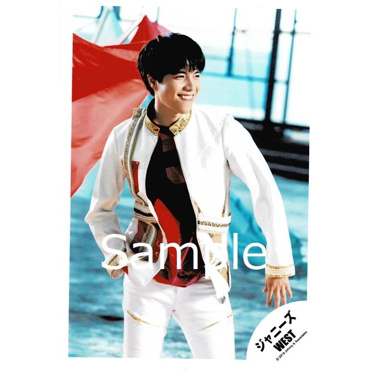 重岡大毅 ジャニーズwest 公式生写真 Big Shot 衣装白 金 黒 赤 ピンク 目線右方向 歯見せ Z アレイズブック ヤフーshop 通販 Yahoo ショッピング