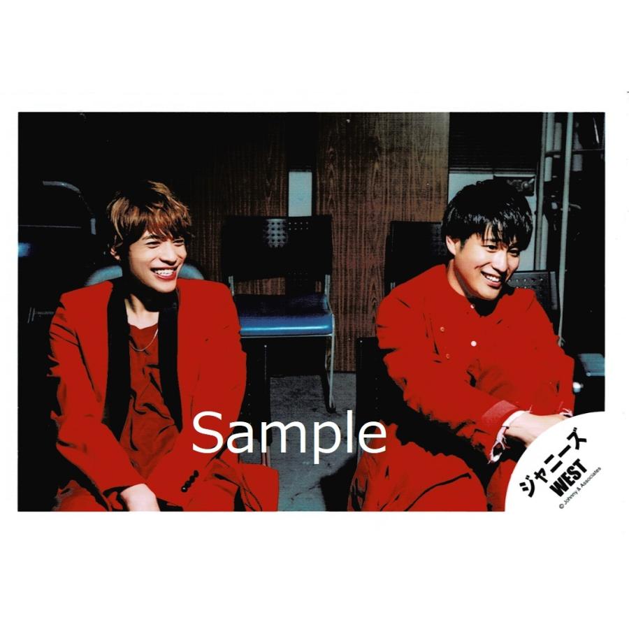 中間淳太 桐山照史 ジャニーズwest 公式生写真 アカツキ 衣装赤 目線右方向 歯見せ Z アレイズブック ヤフーshop 通販 Yahoo ショッピング