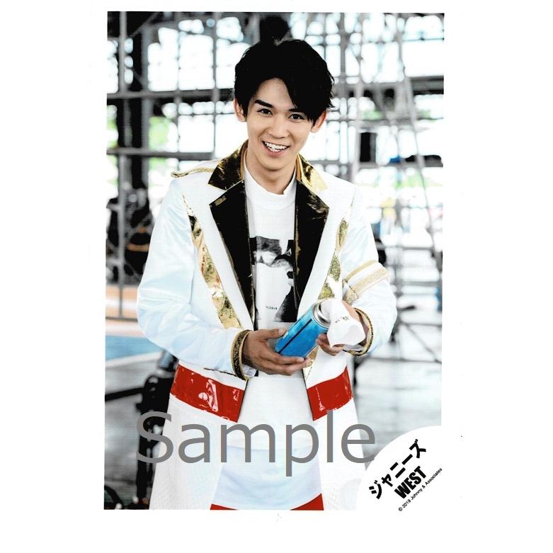 小瀧望 ジャニーズwest 公式生写真 Big Shot 衣装白 金 赤 歯見せ もの持ち カメラ目線 Z アレイズブック ヤフーshop 通販 Yahoo ショッピング