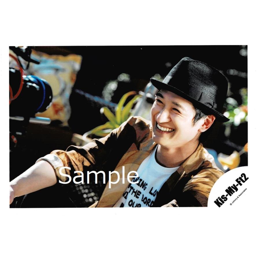 宮田俊哉 Kis My Ft2 キスマイ 公式生写真 Free Hugs 衣装茶色 ベージュ 白 黒 笑顔 帽子 歯見せ Z 122 アレイズブック ヤフーshop 通販 Yahoo ショッピング