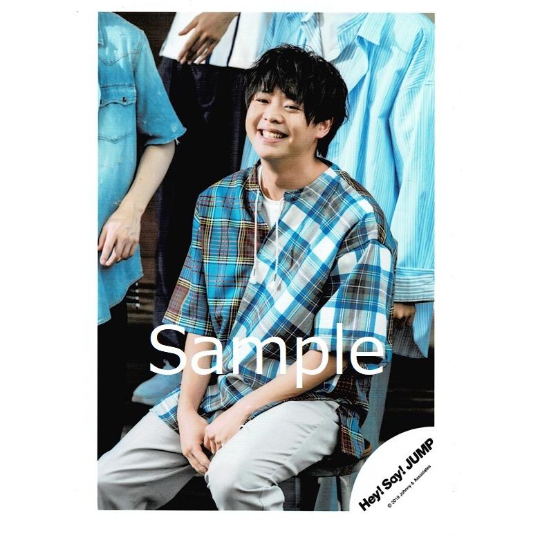 有岡大貴(Hey!Say!JUMP) 公式生写真 ファンファーレ・衣装水色×茶色×赤  