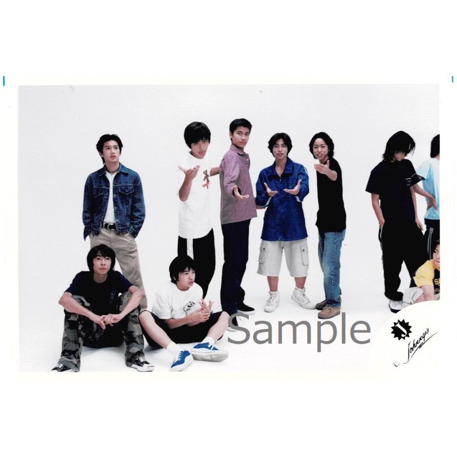 滝沢秀明 櫻井翔 相葉雅紀 ほか 公式生写真 公式生写真 Jロゴ 背景白 櫻井カメラ目線 全身 Z アレイズブック ヤフーshop 通販 Yahoo ショッピング