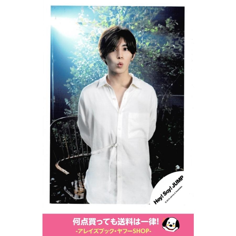 山田涼介 Hey Say Jump 公式生写真 アルバム Parade Mv ジャケ写オフショット 衣装白 カメラ目線 Z アレイズブック ヤフーshop 通販 Yahoo ショッピング