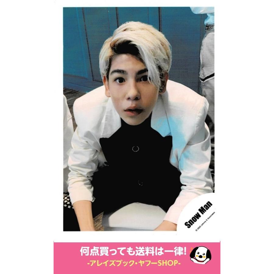 ラウール Snow Man スノーマン 公式生写真 海外 タイ オフショット 衣装白 黒 カメラ目線 背景青緑 Z 624 アレイズブック ヤフーshop 通販 Yahoo ショッピング