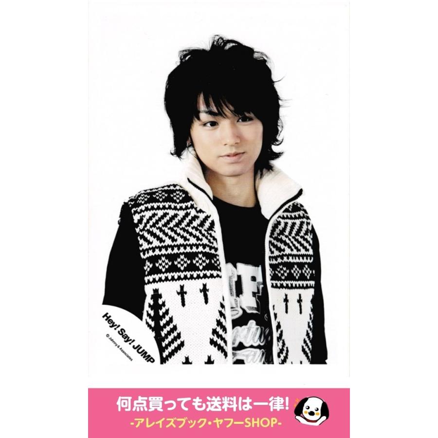 伊野尾慧 Hey Say Jump 公式生写真 衣装黒 白 口閉じ 目線右方向 背景白 Z アレイズブック ヤフーshop 通販 Yahoo ショッピング